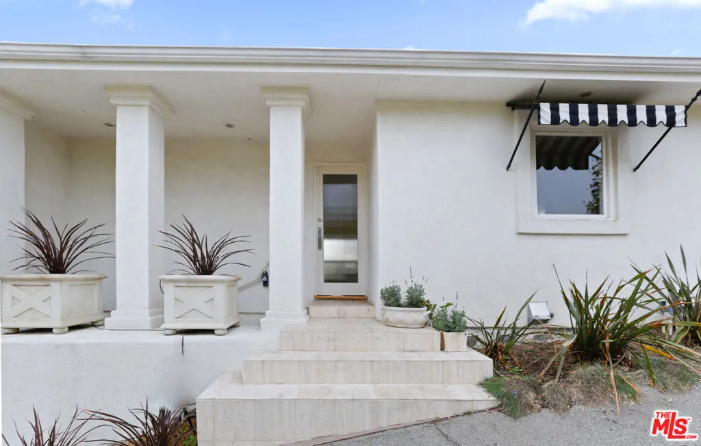 6240 Mulholland Highway, Los Angeles, California 90068 home-pic-39